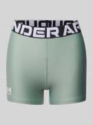 Under Armour Super Skinny Fit Shorts mit Label-Bund in Schilf, Größe L