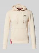 Alpha Industries Hoodie mit Label-Print in Offwhite, Größe XS