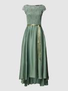 Swing Abendkleid mit Spitzenbesatz in Lind, Größe 40