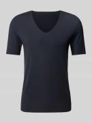 Hanro T-Shirt mit tiefem V-Ausschnitt in Black, Größe L