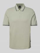 bugatti Regular Fit Poloshirt mit Label-Detail in Mint, Größe M