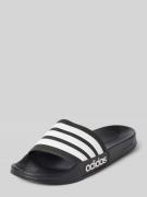 ADIDAS SPORTSWEAR Slides mit Label-Details Modell 'ADILETTE SHOWER' in...