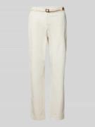 Christian Berg Woman Casual Fit Chino mit Gürtel in Offwhite, Größe 46