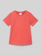 CHAMPION T-Shirt mit Label-Stitching in Rot, Größe 128