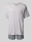 Schiesser Pyjama mit V-Ausschnitt in Beige, Größe 52