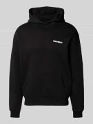 REVIEW Hoodie mit Label-Print in Black, Größe L
