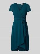 Christian Berg Cocktail Cocktailkleid in Wickel-Optik in Lagune, Größe...