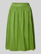 Marc Cain Knielanger Rock mit Label-Detail in Grass, Größe 34