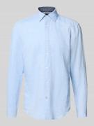 BOSS Casual Fit Businesshemd aus Leinen-Baumwoll-Mix in Hellblau, Größ...