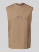 REVIEW Tanktop mit Label-Print in Mud, Größe L