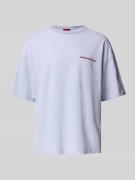 PROHIBITED Relaxed Fit T-Shirt mit überschnittenen Schultern in Hellgr...