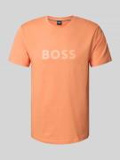BOSS T-Shirt mit Label-Print in Orange, Größe L