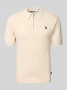 REVIEW Slim Fit Poloshirt mit Label-Stitching in Ecru, Größe L