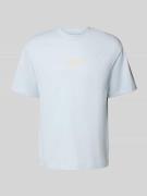 Calvin Klein Jeans Relaxed Fit T-Shirt mit Rundhalsausschnitt in Hellb...