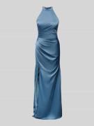 Luxuar Abendkleid mit Raffungen und Gehschlitz in Rauchblau, Größe 42