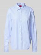 HUGO Regular Fit Bluse mit Label-Stitching in Hellblau, Größe 32