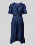 Swing Cocktailkleid mit Bindegürtel in Blau, Größe 36