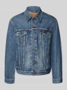 Levi's® Jeansjacke mit Label-Detail Modell 'THE TRUCKER JACKET' in Jea...
