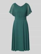 Vera Mont Knielanges Cocktailkleid mit Rundhalsausschnitt in Dunkelgru...