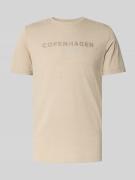 Lindbergh T-Shirt mit Label-Print in Stein, Größe L
