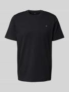 adidas Sportswear T-Shirt mit Label-Stitching in Black, Größe M
