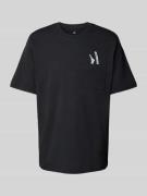 adidas Sportswear T-Shirt mit Brusttasche in Black, Größe L