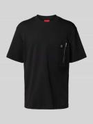 HUGO Regular Fit T-Shirt mit Brusttasche Modell 'Dargentee' in Black, ...