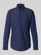 BOSS Slim Fit Businesshemd aus elastischem Performance-Material Modell...
