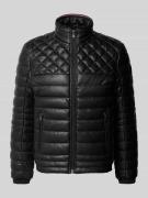 MCNEAL Regular Fit Steppjacke mit gefüttertem Stehkragen in Black, Grö...