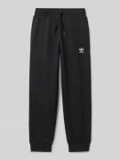 adidas Originals Sweatpants mit Label-Stitching und elastischem Bund i...