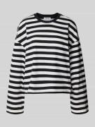 EDITED Relaxed Fit Longsleeve mit Rundhalsausschnitt Modell 'Delfia' i...