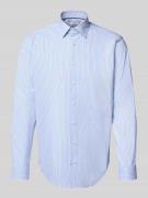 Christian Berg Men Regular Fit Freizeithemd mit Kentkragen in Bleu, Gr...