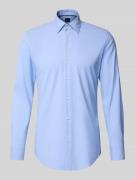 BOSS Slim Fit Businesshemd aus atmungsaktivem Material Modell 'KENT' i...