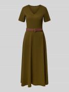 Zero Midikleid mit V-Ausschnitt und Gürtel in Oliv, Größe 40