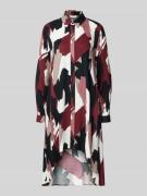 Apricot Hemdblusenkleid mit verdeckter Knopfleiste in Bordeaux, Größe ...