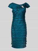 Christian Berg Cocktail Mini Cocktailkleid aus Viskose-Mix mit Zier-Ap...