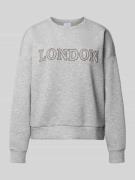 Vila Sweatshirt mit Rundhalsausschnitt Modell 'REFLECT' in Hellgrau, G...