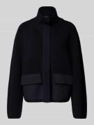Windsor Strickjacke aus Schurwolle mit Stehkragen und Pattentaschen in...