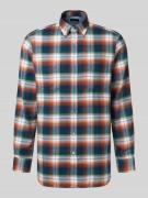 Christian Berg Men Regular Fit Freizeithemd mit Button-Down-Kragen in ...