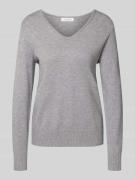 Christian Berg Woman Regular Fit Longsleeve aus Viskose-Mix in Strick-...