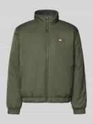 Tommy Jeans Relaxed Fit Bomberjacke mit Stehkragen in Oliv, Größe L