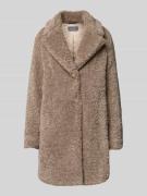 WHITE LABEL Relaxe Fit Mantel aus Kunstfell mit Reverskragen in Taupe,...