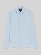 BOSS Slim Fit Businesshemd mit Strukturmuster in Weiss, Größe 38