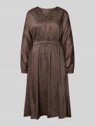 JOOP! Knielanges Kleid mit V-Ausschnitt Modell 'DAKOTA' in Mittelbraun...