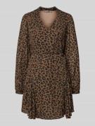 Guess Minikleid mit Bindegürtel Modell 'WANDA' in Mittelbraun, Größe L