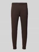 Lacoste Regular Fit Sweatpants aus Baumwoll-Mix in Dunkelbraun, Größe ...