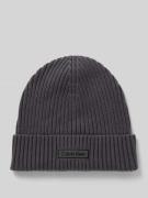 CK Calvin Klein Strickmütze mit Kaschmir-Anteil und Label-Patch in Mar...