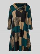 Apricot Regular Fit Minikleid in Strick-Optik in Gruen, Größe M