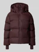 Neo Noir Steppjacke mit Reißverschlusstaschen in Bordeaux, Größe 38