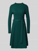 Apricot Kleid aus Viskose-Mix in Strick-Optik in Dunkelgruen, Größe M